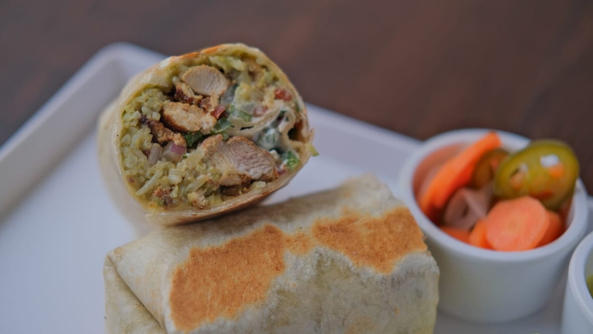 POLLO SHAWARMA Burrito